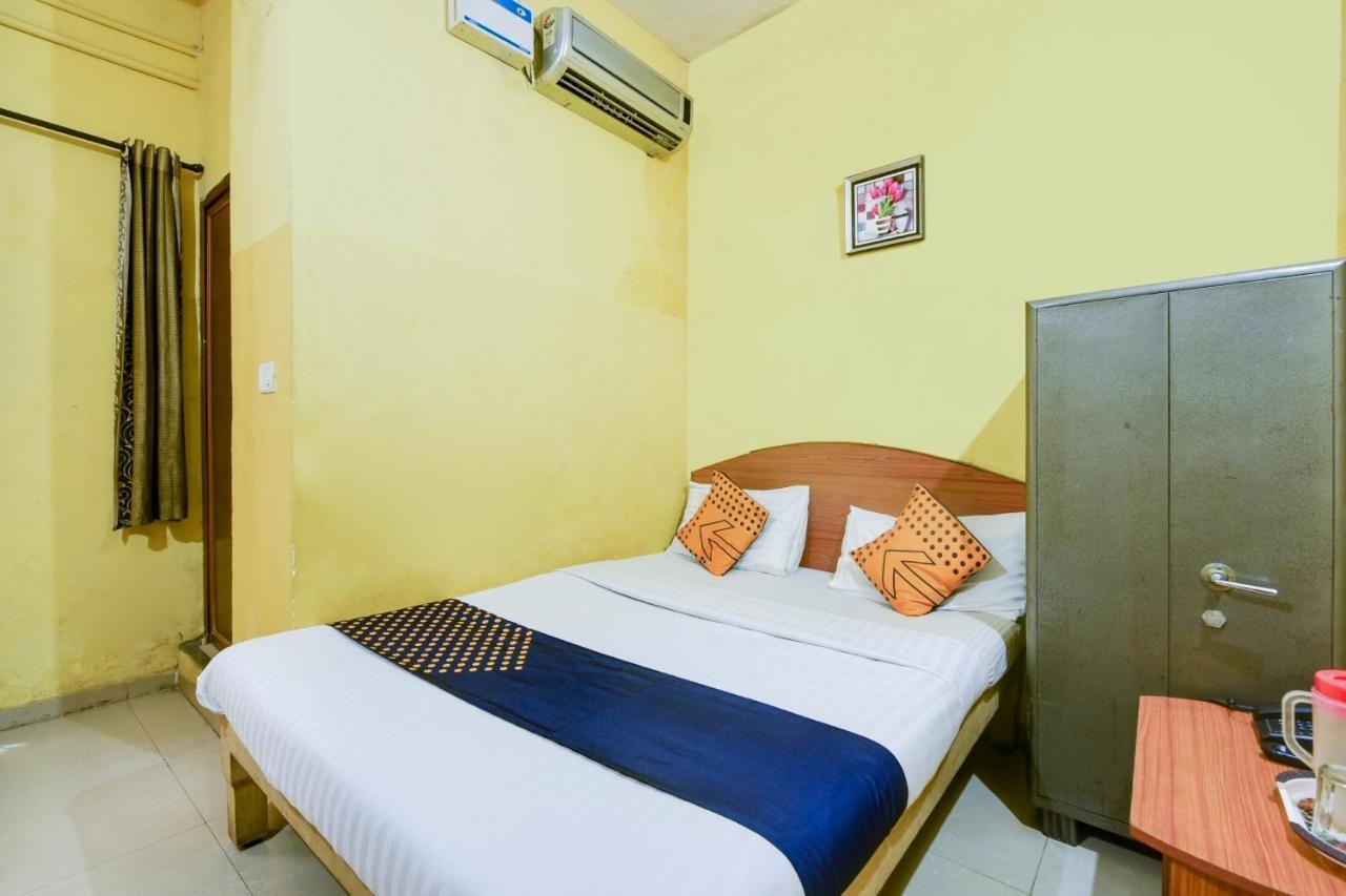 Spot On 74228 Galaxy Comforts Hotel Narasimharaja Puram Exterior photo